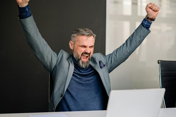 Maximiser la gestion des relations fournisseurs en entreprise de production : Stratégies incontournables et efficaces à découvrir