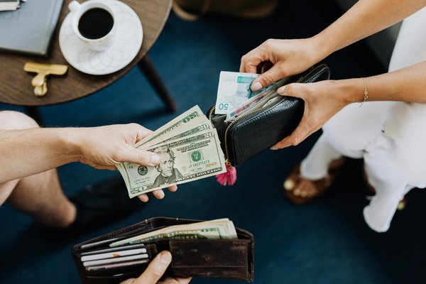 Smic 2025 : montants révélés et ajustements à surveiller